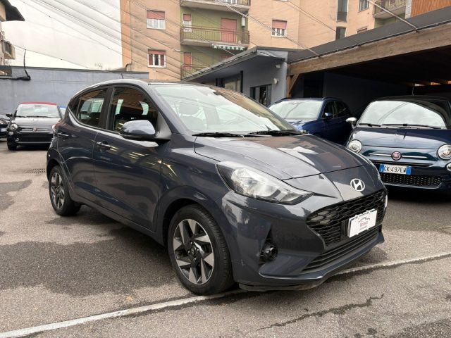 HYUNDAI i10 usata, con Airbag