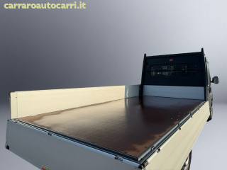 TOYOTA Proace Max usata, con Autoradio