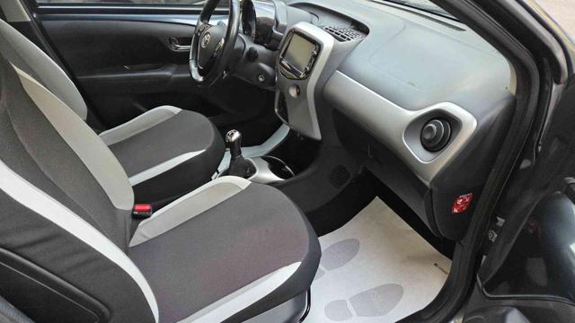 TOYOTA Aygo usata, con Controllo trazione