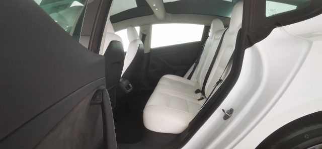 TESLA Model 3 usata, con Bracciolo