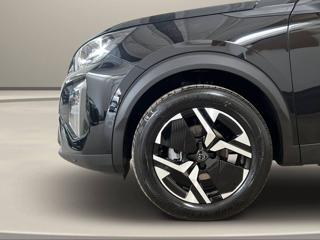 PEUGEOT 2008 usata, con Sensori di parcheggio anteriori