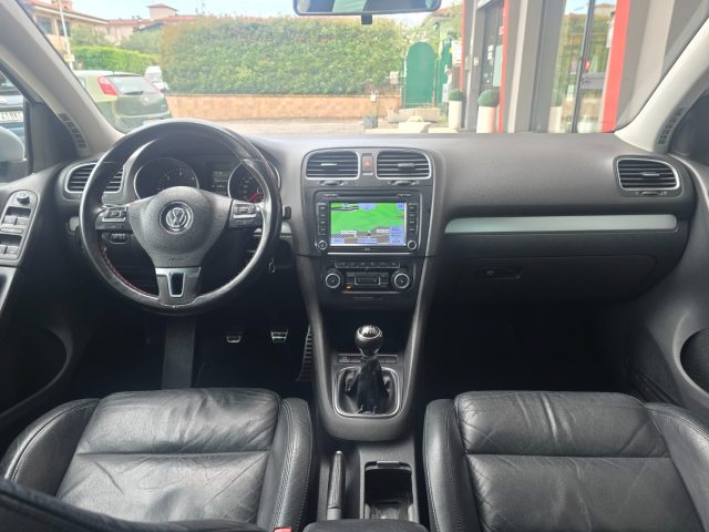 VOLKSWAGEN Golf usata, con USB