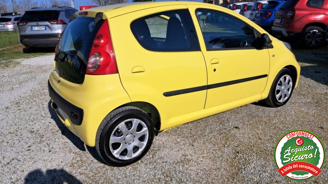 PEUGEOT 107 usata, con Airbag
