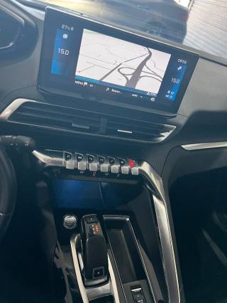 PEUGEOT 5008 usata, con Boardcomputer