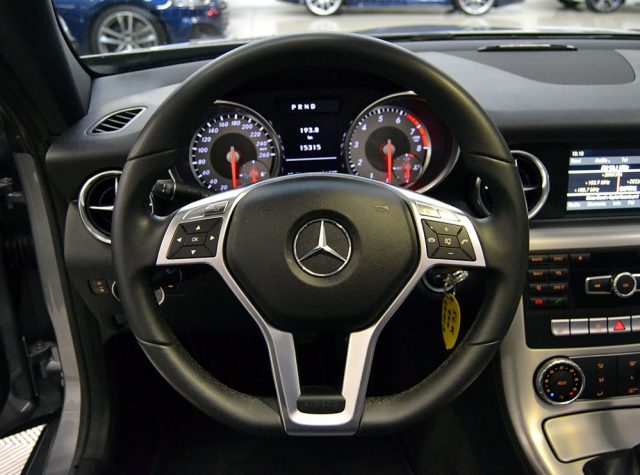 MERCEDES-BENZ SLK 200 usata, con Boardcomputer