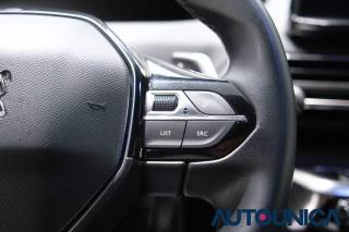 PEUGEOT 3008 usata, con Touch screen
