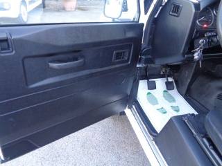 LAND ROVER Defender usata, con Trazione integrale
