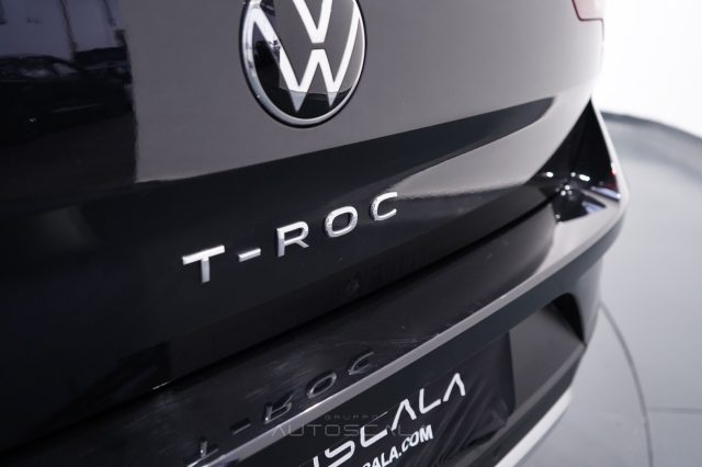 VOLKSWAGEN T-Roc usata 34
