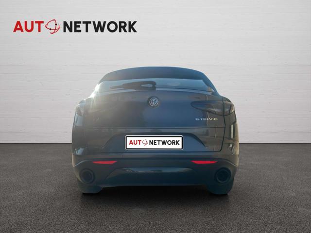 ALFA ROMEO Stelvio usata, con Autoradio