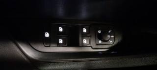 SKODA Karoq usata, con Bracciolo
