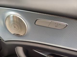 MERCEDES-BENZ E 300 usata, con Fari direzionali