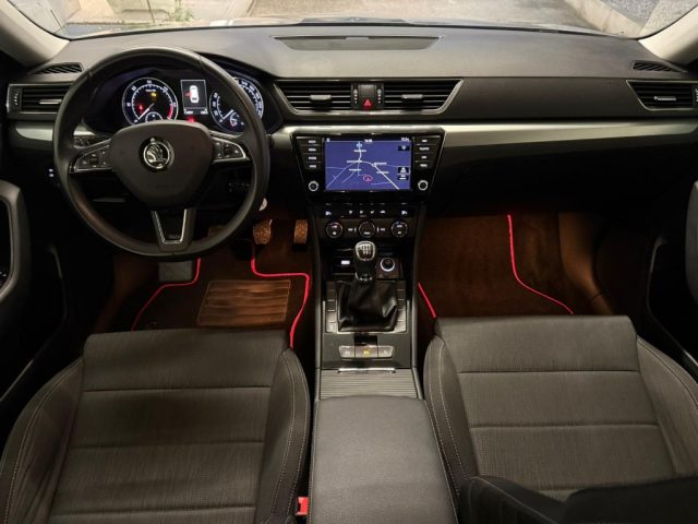 SKODA Superb usata, con Sensore di pioggia