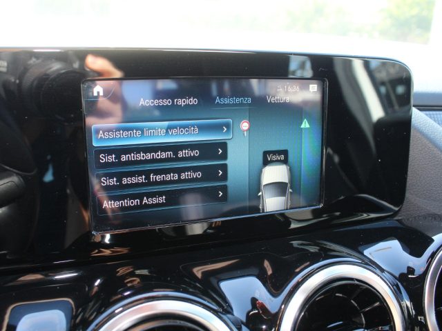 MERCEDES-BENZ B 180 usata, con Fari LED