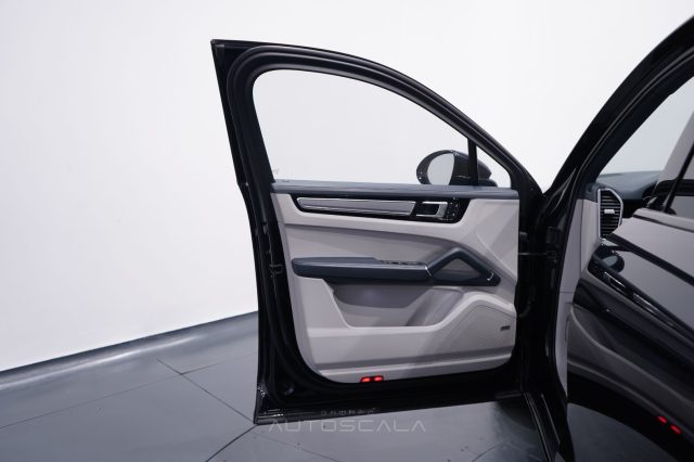 PORSCHE Cayenne usata, con Chiusura centralizzata