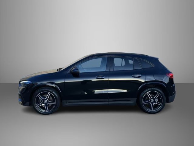 MERCEDES-BENZ GLA 180 usata, con Airbag laterali