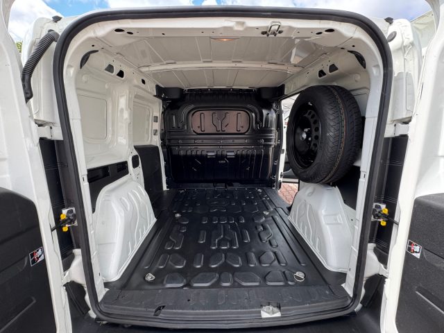 FIAT Doblo usata, con Volante multifunzione