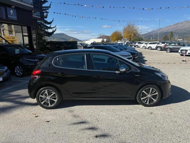 PEUGEOT 208 usata, con Specchietti laterali elettrici