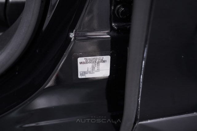PEUGEOT 2008 usata, con Specchietti laterali elettrici