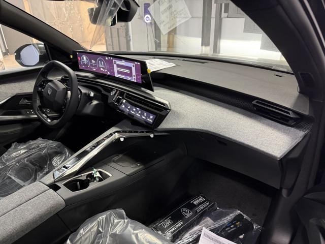 PEUGEOT 3008 usata, con Controllo automatico clima