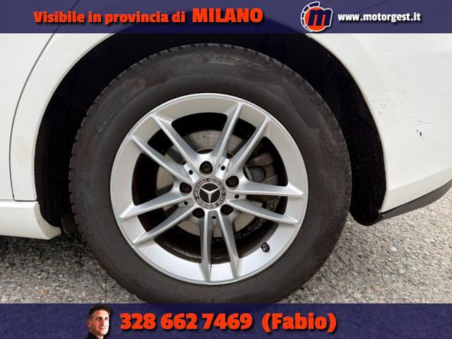 MERCEDES-BENZ B 180 usata, con Interni in pelle