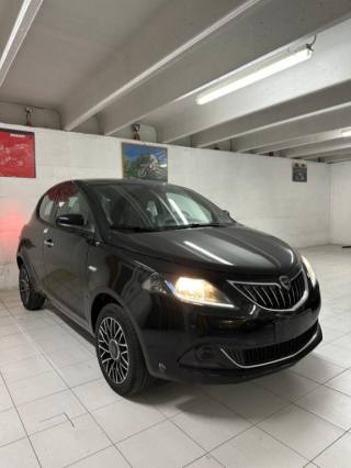 LANCIA Ypsilon usata, con Airbag