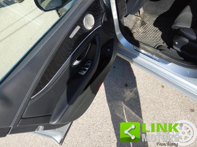 MERCEDES-BENZ E 220 usata, con Telecamera per parcheggio assistito
