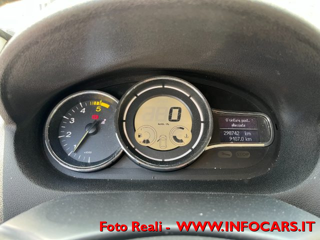 RENAULT Megane usata, con USB