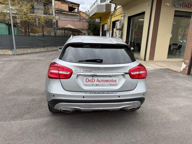MERCEDES-BENZ GLA 200 usata, con Cerchi in lega
