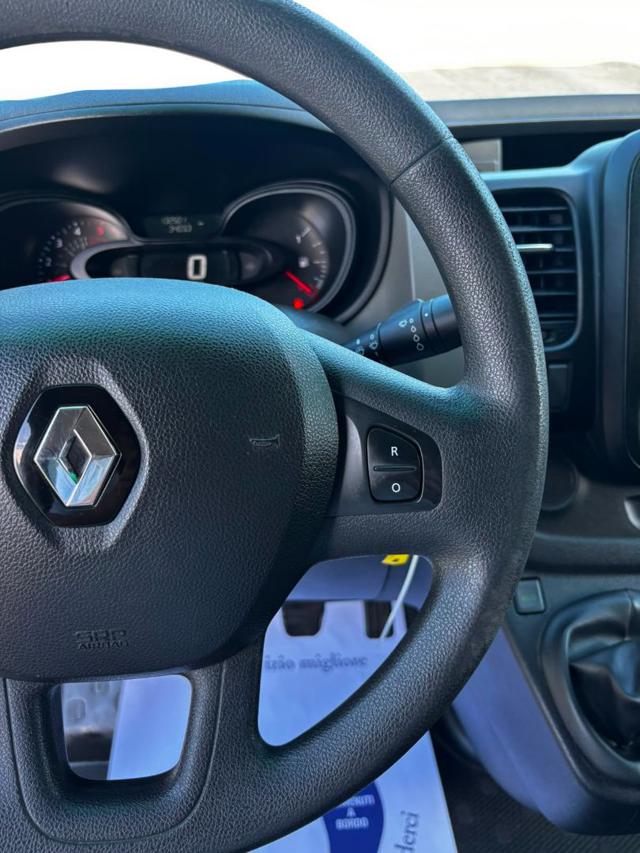 RENAULT Trafic usata, con Cerchioni in acciaio