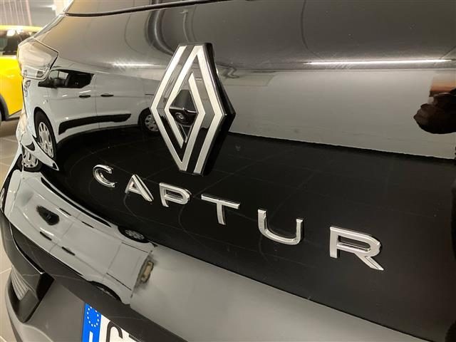RENAULT Captur usata 24