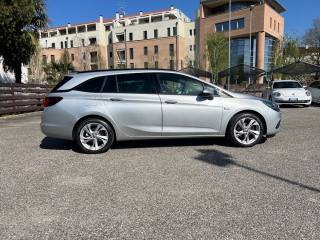 OPEL Astra usata, con Controllo trazione