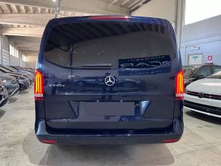 MERCEDES-BENZ V 220 usata, con Autoradio