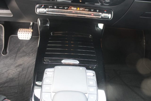 MERCEDES-BENZ A 250 usata, con Luci diurne LED
