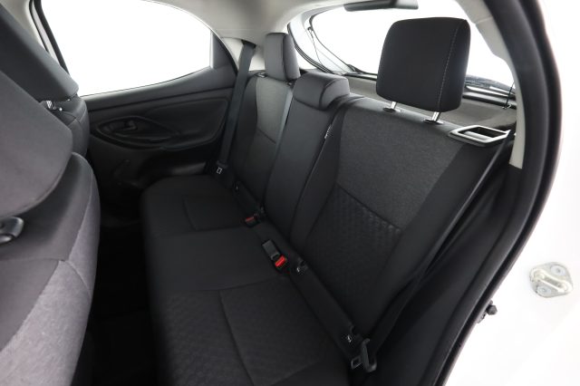 TOYOTA Yaris usata 3