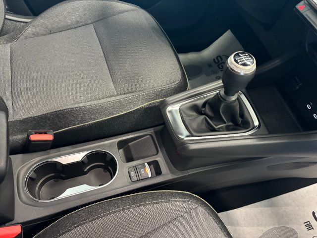 RENAULT Captur usata, con Bracciolo