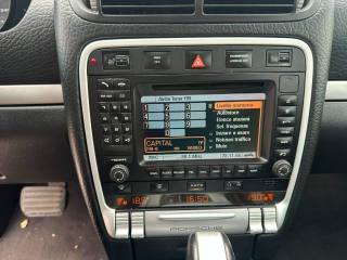 PORSCHE Cayenne usata, con Autoradio