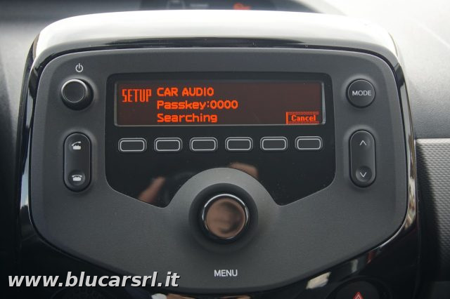 PEUGEOT 108 usata, con Autoradio digitale