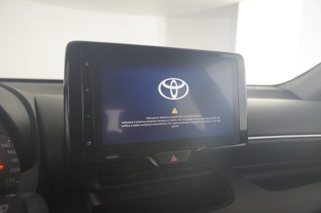TOYOTA Yaris usata 7