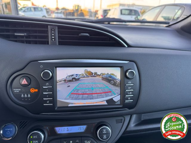 TOYOTA Yaris usata, con Fendinebbia