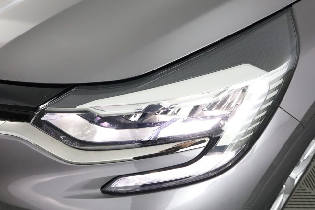 RENAULT Captur usata 7