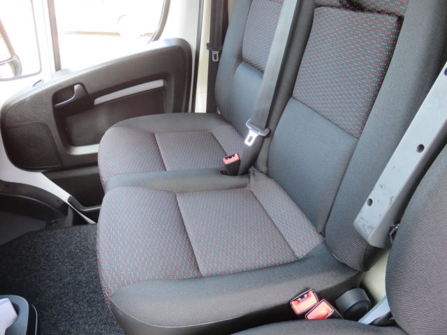 PEUGEOT Boxer usata, con Servosterzo