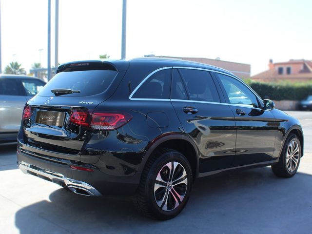MERCEDES-BENZ GLC 300 usata, con Alzacristalli elettrici
