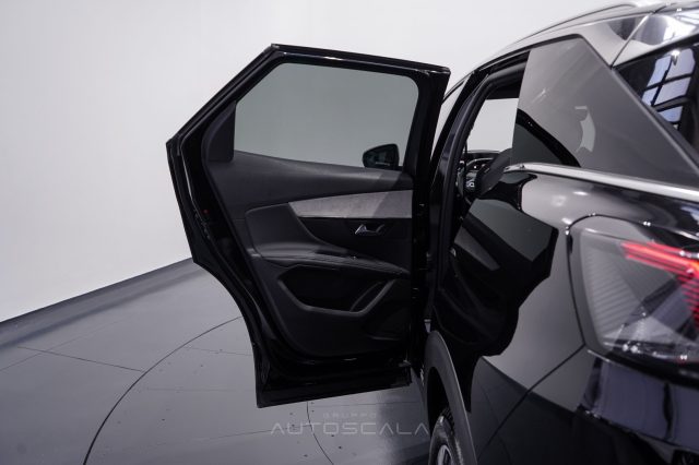PEUGEOT 3008 usata, con Airbag testa