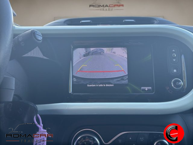 RENAULT Twingo usata, con Volante in pelle