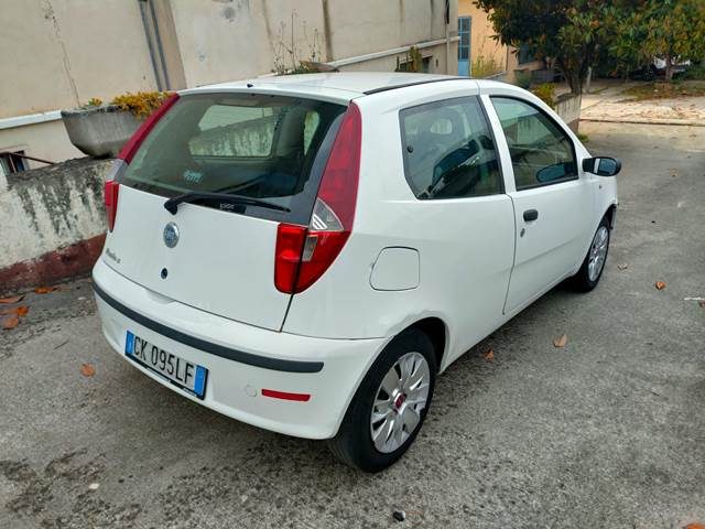 FIAT Punto usata, con Airbag