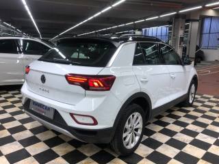 VOLKSWAGEN T-Roc usata, con Autoradio
