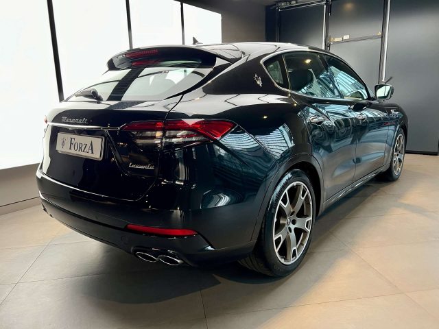 MASERATI Levante usata, con Volante in pelle