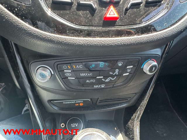 FORD B-Max usata, con Volante in pelle
