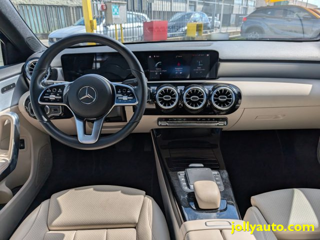 MERCEDES-BENZ A 250 usata, con Frenata d