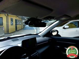 TOYOTA Yaris Cross usata, con Autoradio digitale